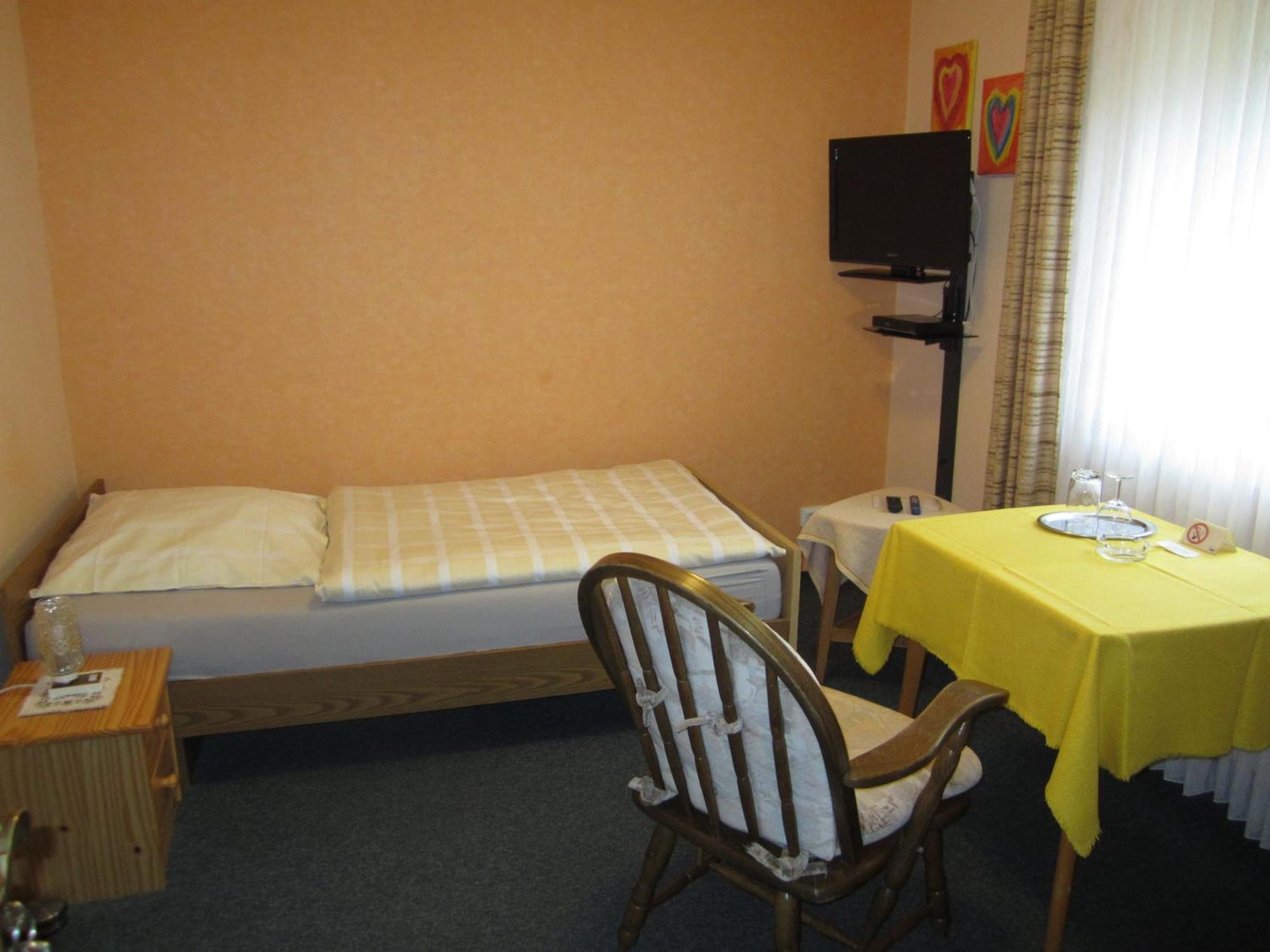 Pension-Gaestehaus Waldhof Winterberg Bagian luar foto