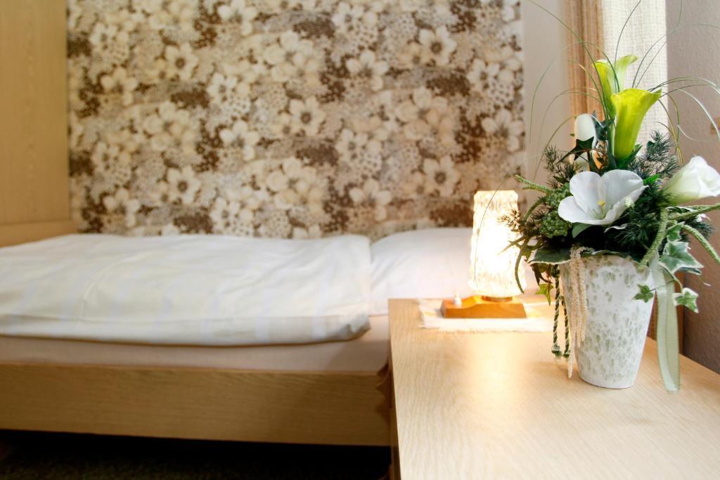 Pension-Gaestehaus Waldhof Winterberg Ruang foto